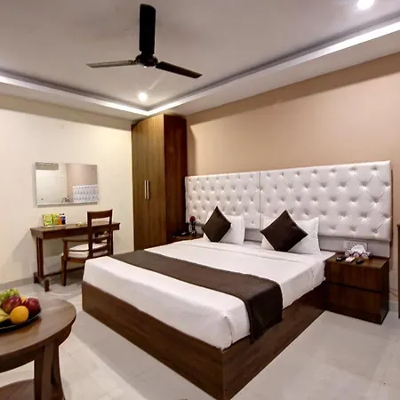 Laxmi Mahal Hotel
